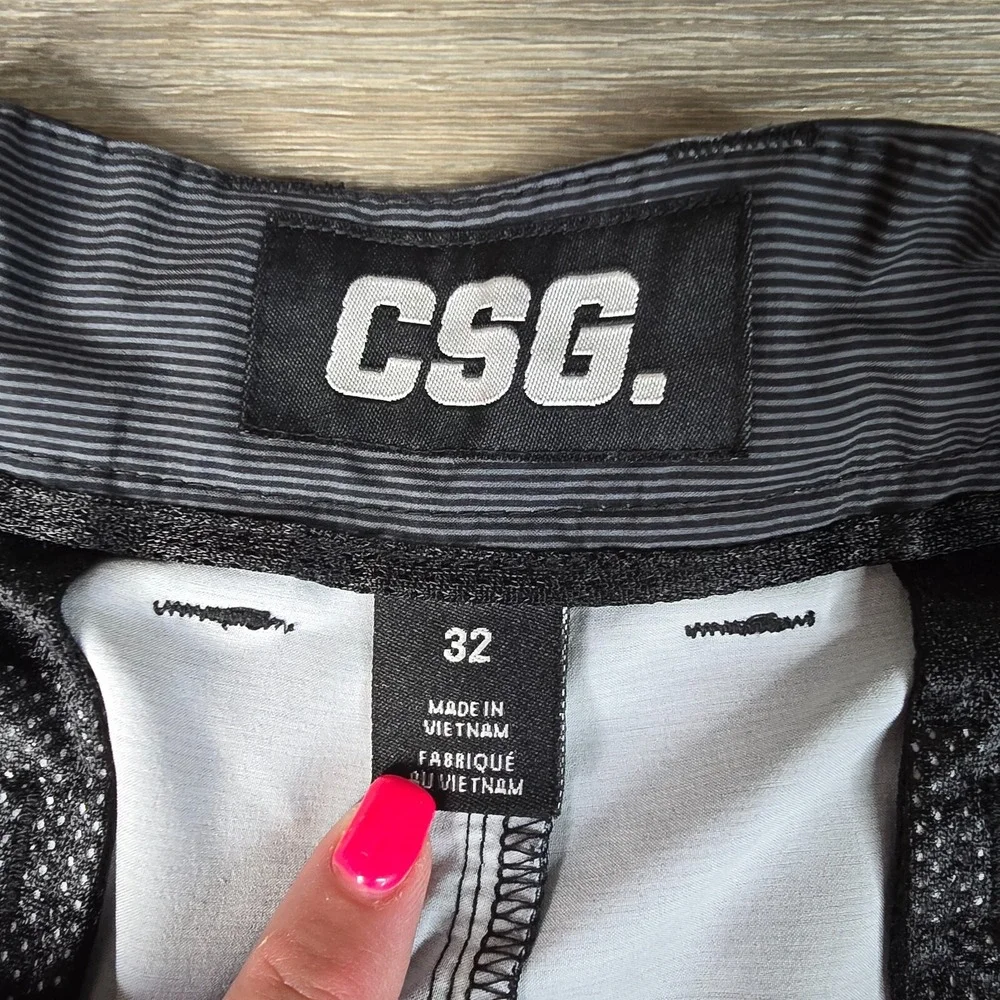 CSG‎ Board Shorts Men's 32 Swim Trunks Quick Dry Colorblock Unlined